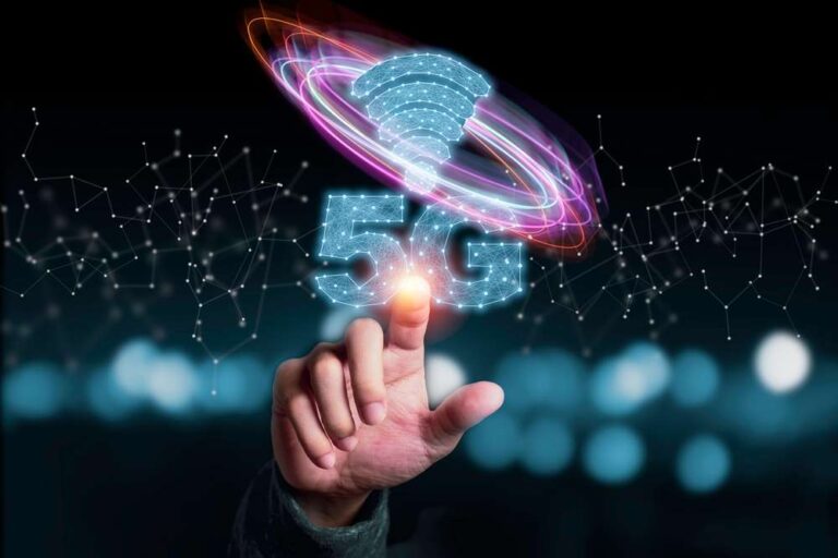 How 5G Technology Is Transforming Modern Society